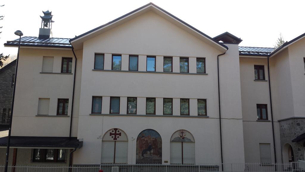 Casa San Francesco Hotel Bardonecchia Buitenkant foto